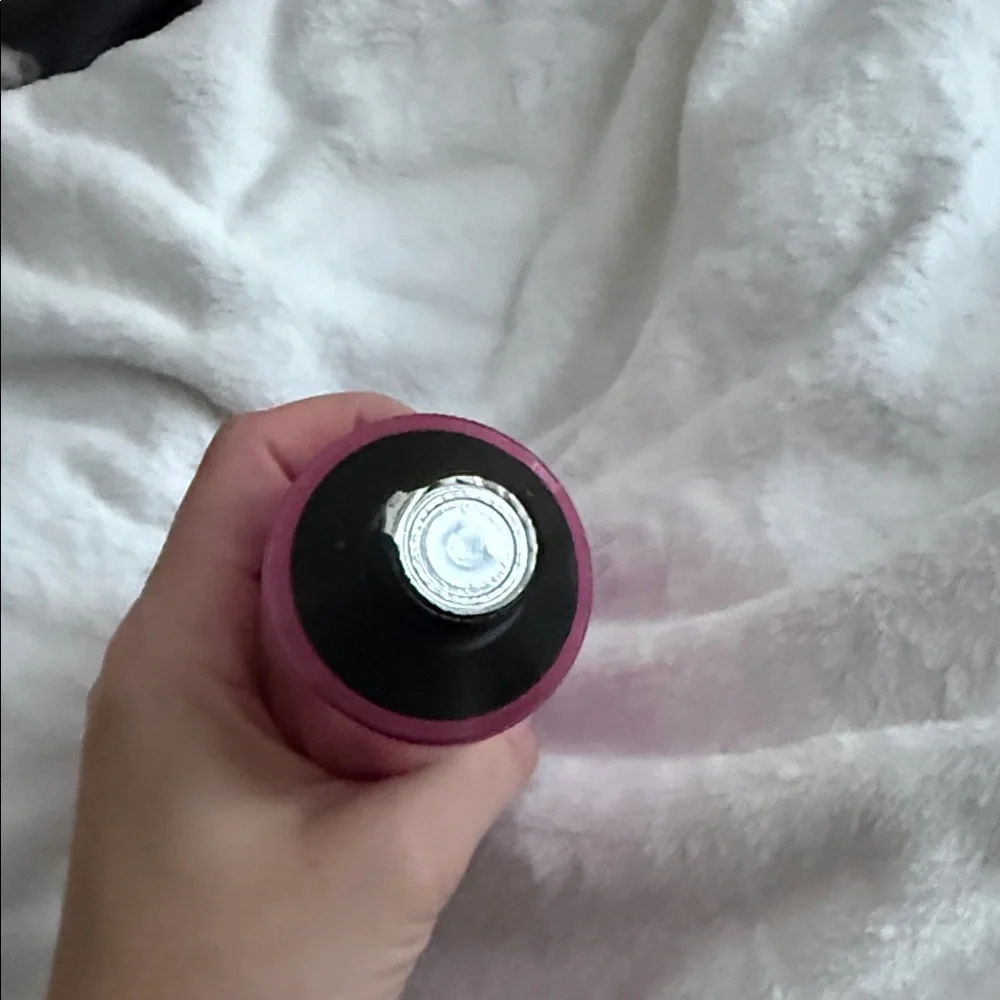 Victoria's Secret Velvet Petals Intense Pink Lotion